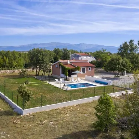 Domina Holiday home Sinj